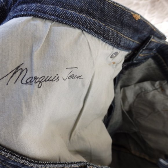 Chico's sz. 2.5 Platinum Marjuis Jeans- (Worn once)- EXCELLENT CONDITION - Picture 7 of 7